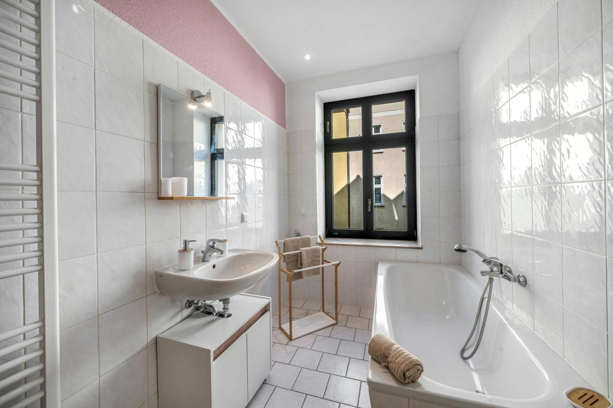Apartment Lehastays - Buckau 14 I Kueche I Wlan I Smarttv I Innenhof *